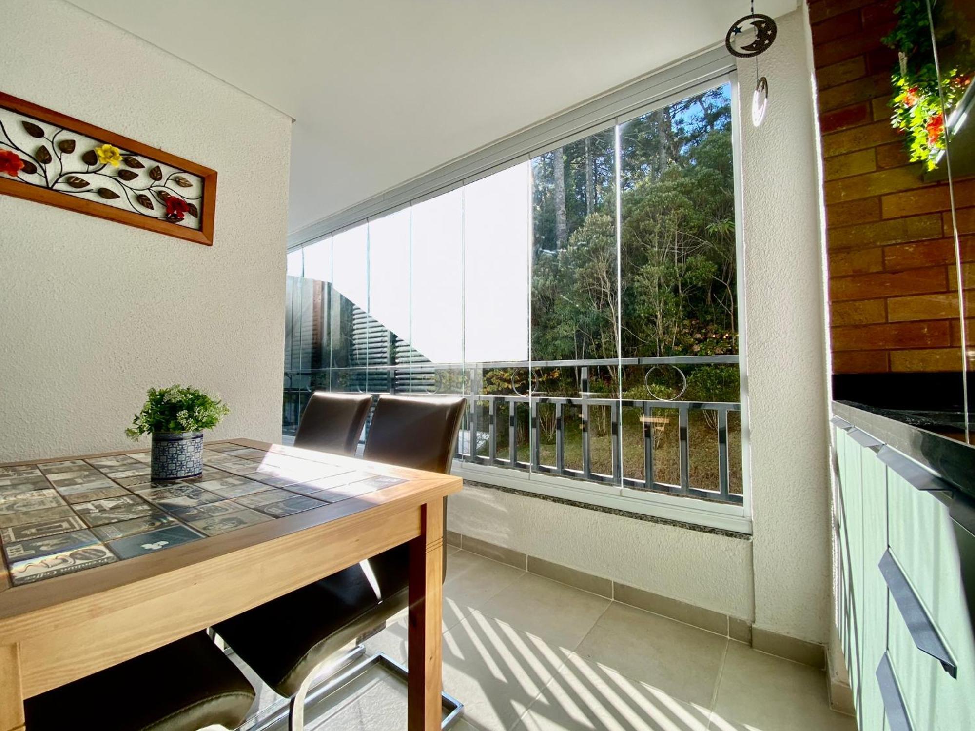 Apartamento Oasis Em Campos: Charmoso Com Vista Fonte Simão